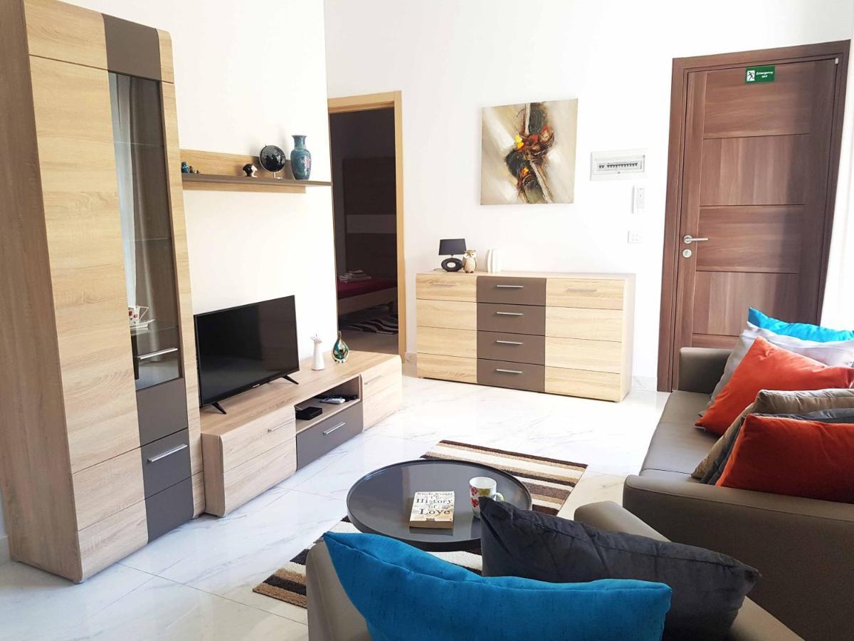 Ac1- Prime Location 3 Bedroom Apt In St.Julian'S Saint Julian's Bagian luar foto